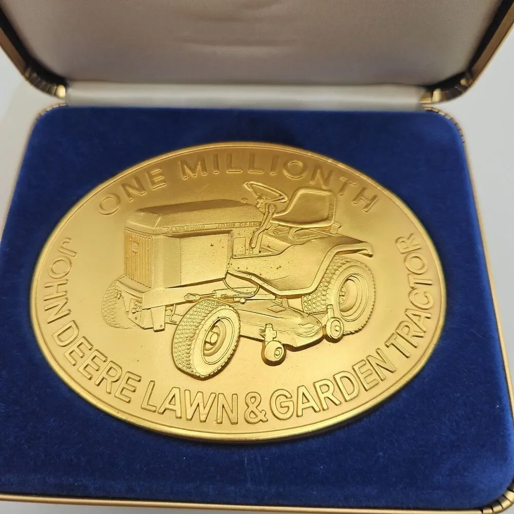 1984 GOLD John Deere Belt Buckle ONE MILLIONTH Lawn & Garden Tractor Limited